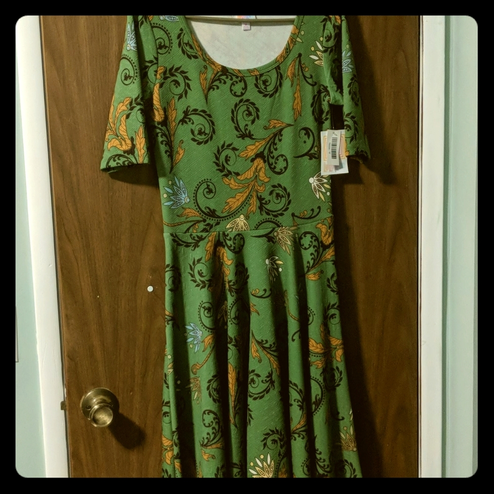 LulaRoe Nicole